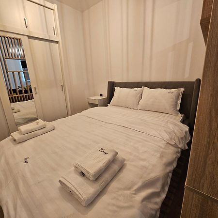 Deluxe Cozy Studios On Central M Eminescu Street #Targu-Mures Bagian luar foto