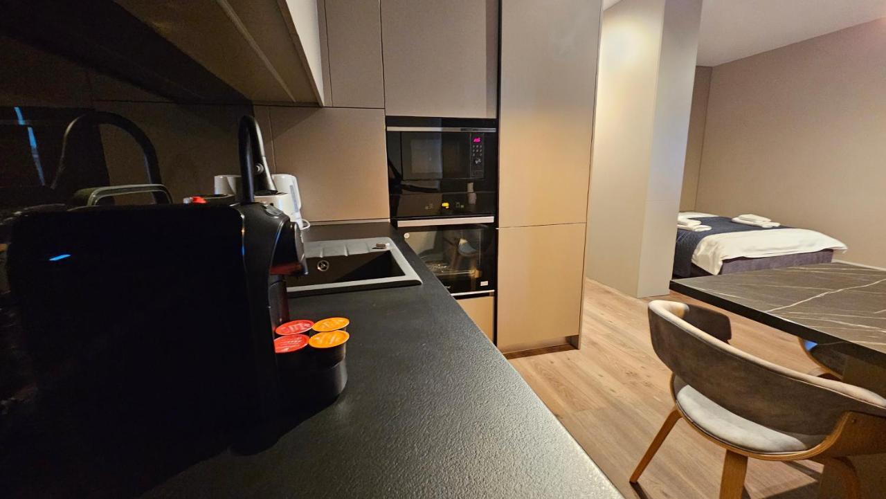 Deluxe Cozy Studios On Central M Eminescu Street #Targu-Mures Bagian luar foto