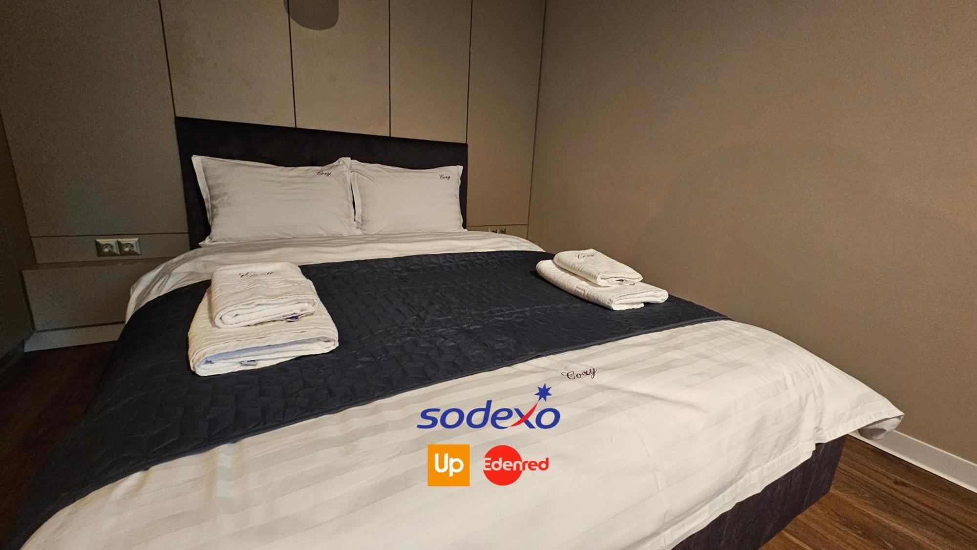 Deluxe Cozy Studios On Central M Eminescu Street #Targu-Mures Bagian luar foto